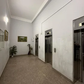 In Baku 125.0 m² apartment is for sale - Image 8