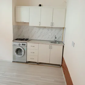 In Baku 45.0 m² house with 2.0 rooms is for sale - Image 6