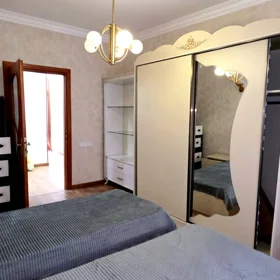 In Baku 80.0 m² apartment is for rent - Image 6