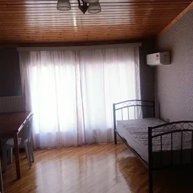 In Baku 135.0 m² apartment is for sale - Image 4
