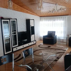 In Baku 135.0 m² apartment is for sale - Image 5