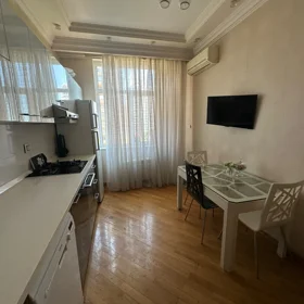 In Baku 130.0 m² apartment is for rent - Image 10