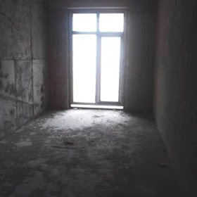 In Baku 181.0 m² apartment is for sale - Image 5