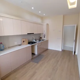 In Baku 90.0 m² apartment is for sale - Image 9