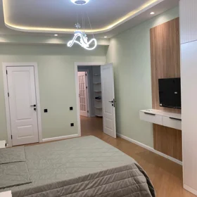 In Baku 142.0 m² apartment is for rent - Image 2