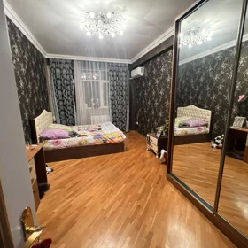 In Baku 204.0 m² apartment is for rent - Image 4