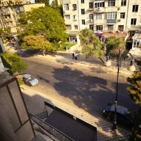 In Baku 60.0 m² apartment is for sale - Image 10