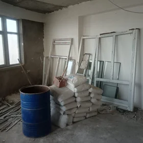 In Baku 145.0 m² apartment is for sale - Image 4