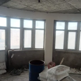 In Baku 145.0 m² apartment is for sale - Image 6
