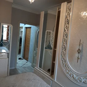 In Baku 70.0 m² apartment is for rent - Image 8