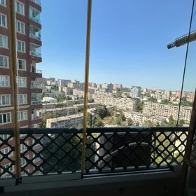 In Baku 80.0 m² apartment is for rent - Image 10