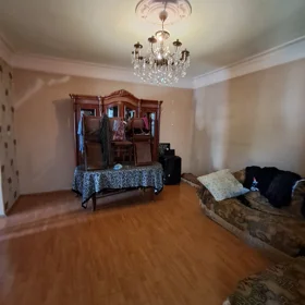 In Baku 120.0 m² house with 3.0 rooms is for sale - Image 8