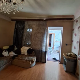 In Baku 120.0 m² house with 3.0 rooms is for sale - Image 9