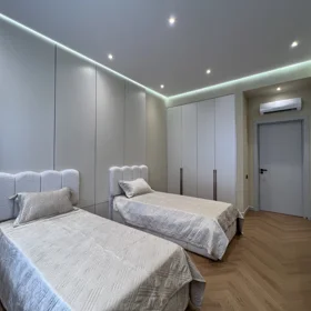 In Baku 157.0 m² apartment is for rent - Image 5