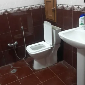 In Baku 120.0 m² apartment is for sale - Image 2