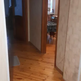 In Baku 120.0 m² apartment is for sale - Image 3