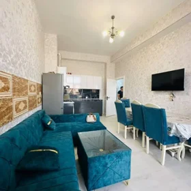 In Baku 88.0 m² apartment is for rent - Image 9