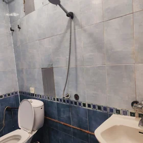 In Baku 60.0 m² house with 1.0 rooms is for rent - Image 5