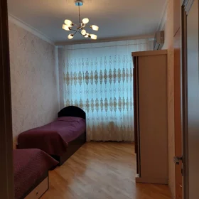 In Baku 130.0 m² apartment is for rent - Image 3