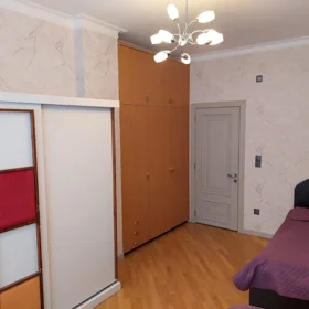 In Baku 130.0 m² apartment is for rent - Image 6