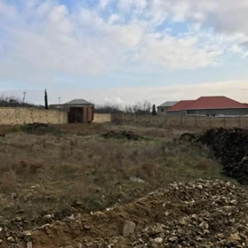 In Ələt nan acre land is for sale - Image 3