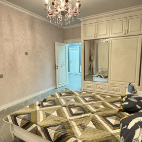In Baku 110.0 m² apartment is for rent - Image 8