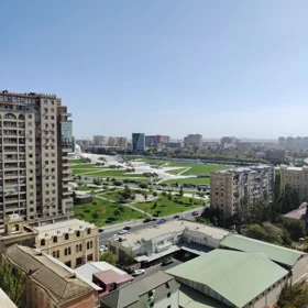 In Baku 128.0 m² apartment is for rent - Image 9