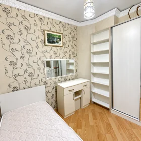 In Baku 125.0 m² apartment is for rent - Image 5