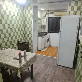 In Baku 80.0 m² apartment is for rent - Image 4