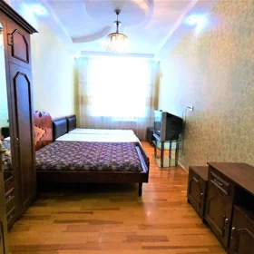 In Baku 125.0 m² apartment is for rent - Image 7