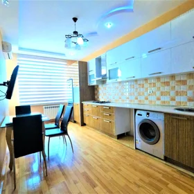 In Baku 125.0 m² apartment is for rent - Image 10