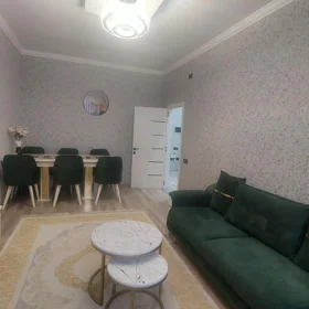 In Baku 92.0 m² apartment is for sale - Image 2