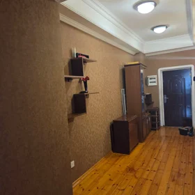 In Baku 97.0 m² apartment is for rent - Image 3