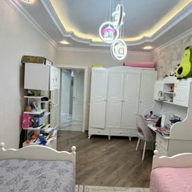 In Baku 128.0 m² apartment is for sale - Image 7