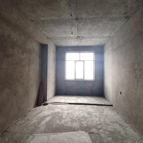 In Baku 136.0 m² apartment is for sale - Image 10