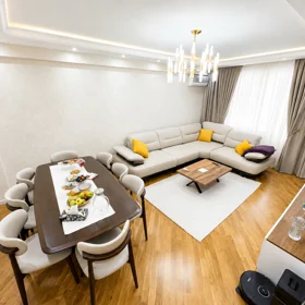 In Baku 120.0 m² apartment is for sale - Image 3