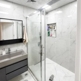 In Baku 120.0 m² apartment is for sale - Image 8