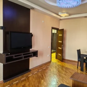 In Baku 80.0 m² apartment is for rent - Image 4