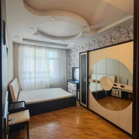 In Baku 80.0 m² apartment is for rent - Image 6