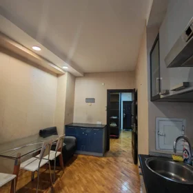 In Baku 80.0 m² apartment is for rent - Image 10