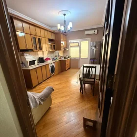 In Baku 80.0 m² apartment is for rent - Image 4