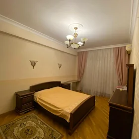 In Baku 110.0 m² apartment is for rent - Image 5