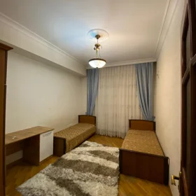 In Baku 110.0 m² apartment is for rent - Image 7