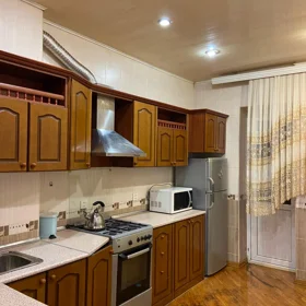 In Baku 110.0 m² apartment is for rent - Image 9
