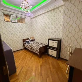 In Baku 110.0 m² apartment is for rent - Image 2