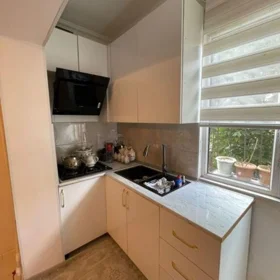 In Baku 65.0 m² apartment is for sale - Image 4