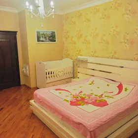 In Baku 140.0 m² apartment is for rent - Image 4