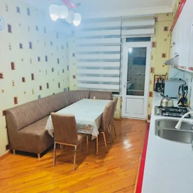 In Baku 140.0 m² apartment is for rent - Image 10