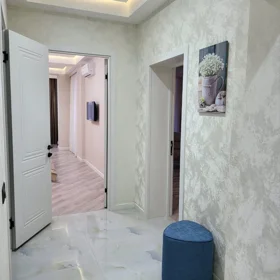 In Baku 87.0 m² apartment is for rent - Image 3