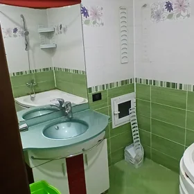 In Baku 80.0 m² apartment is for rent - Image 10